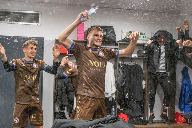 出大幅调整 出大幅调整